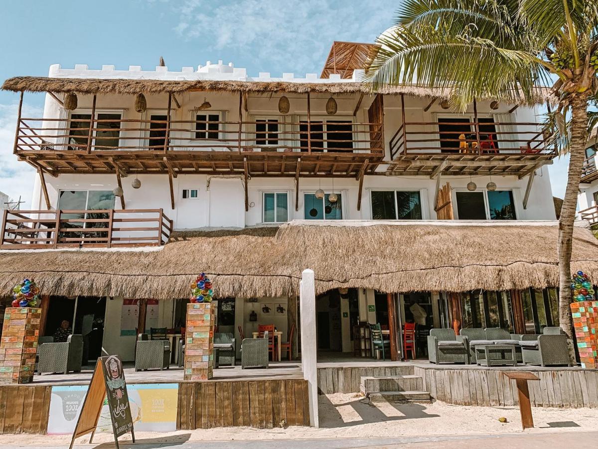 El Fuerte Beach Apartments มาอาอวล ภายนอก รูปภาพ