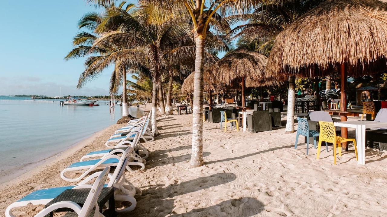 El Fuerte Beach Apartments มาอาอวล ภายนอก รูปภาพ
