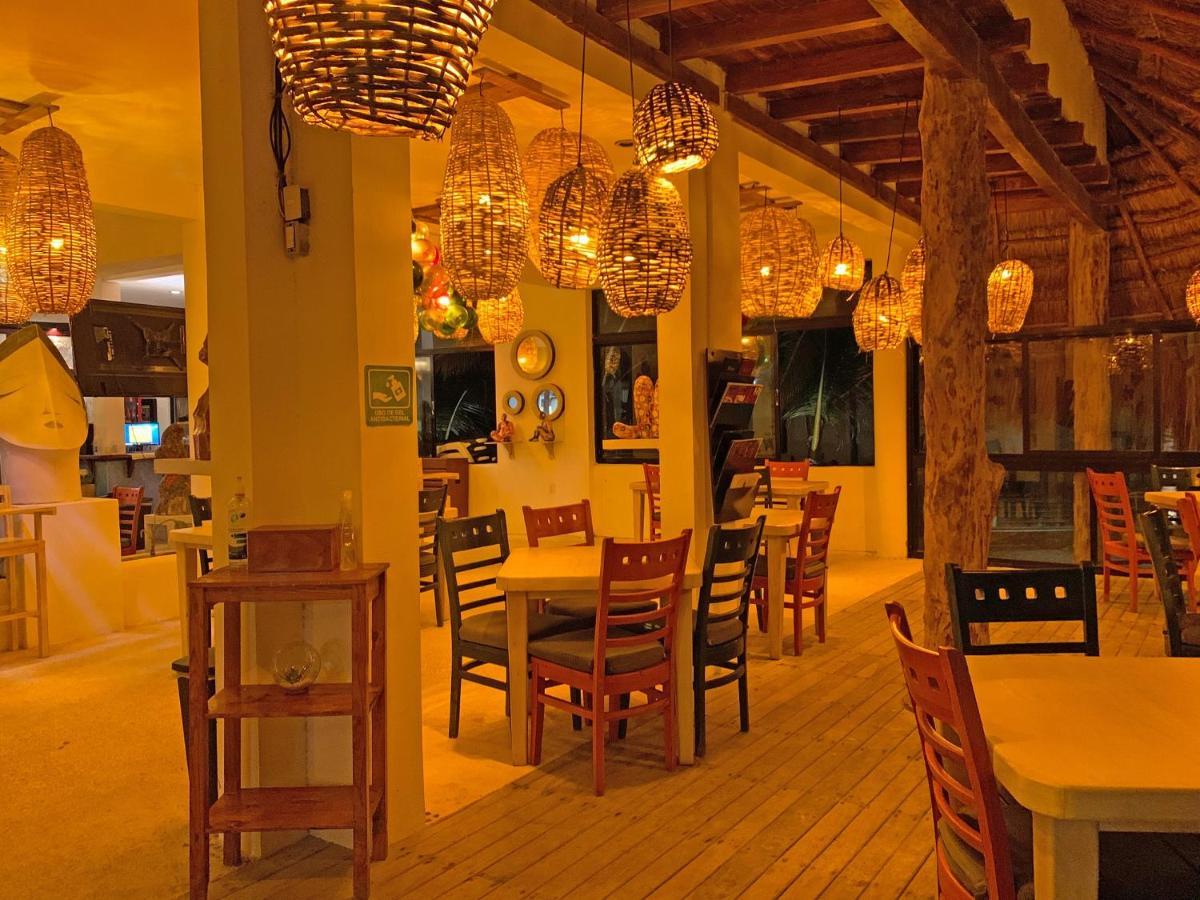 El Fuerte Beach Apartments มาอาอวล ภายนอก รูปภาพ